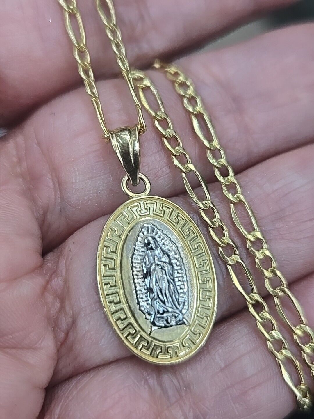 5803904
