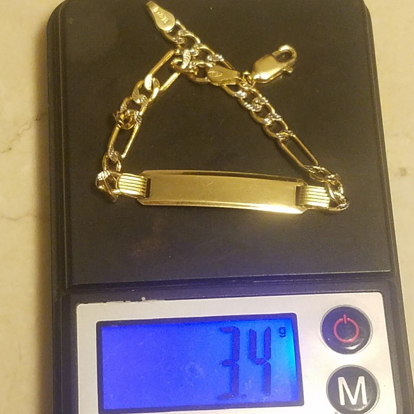 5804601