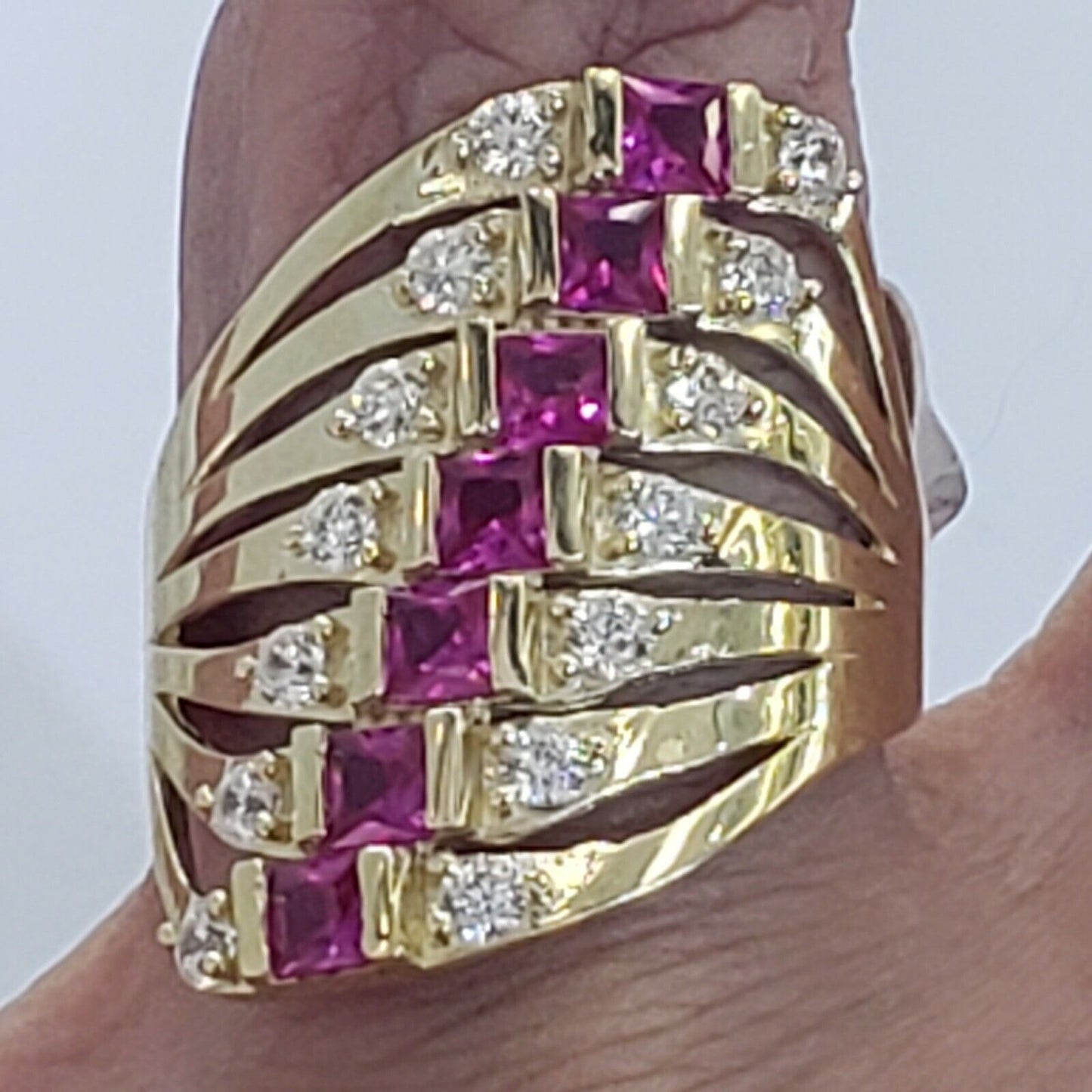 5804510