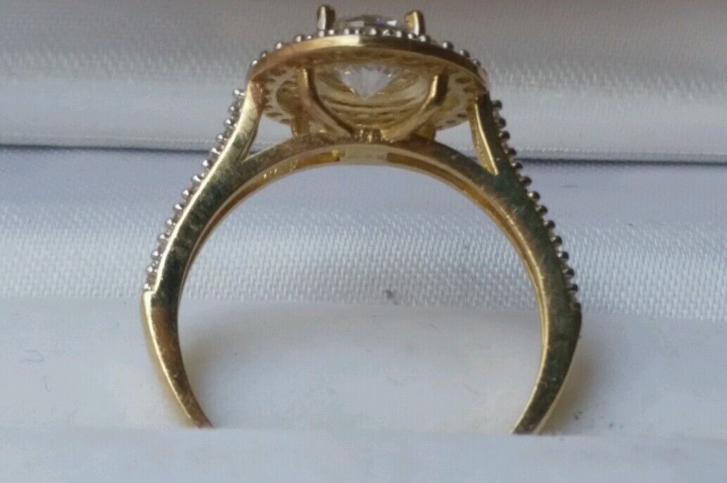 5803746