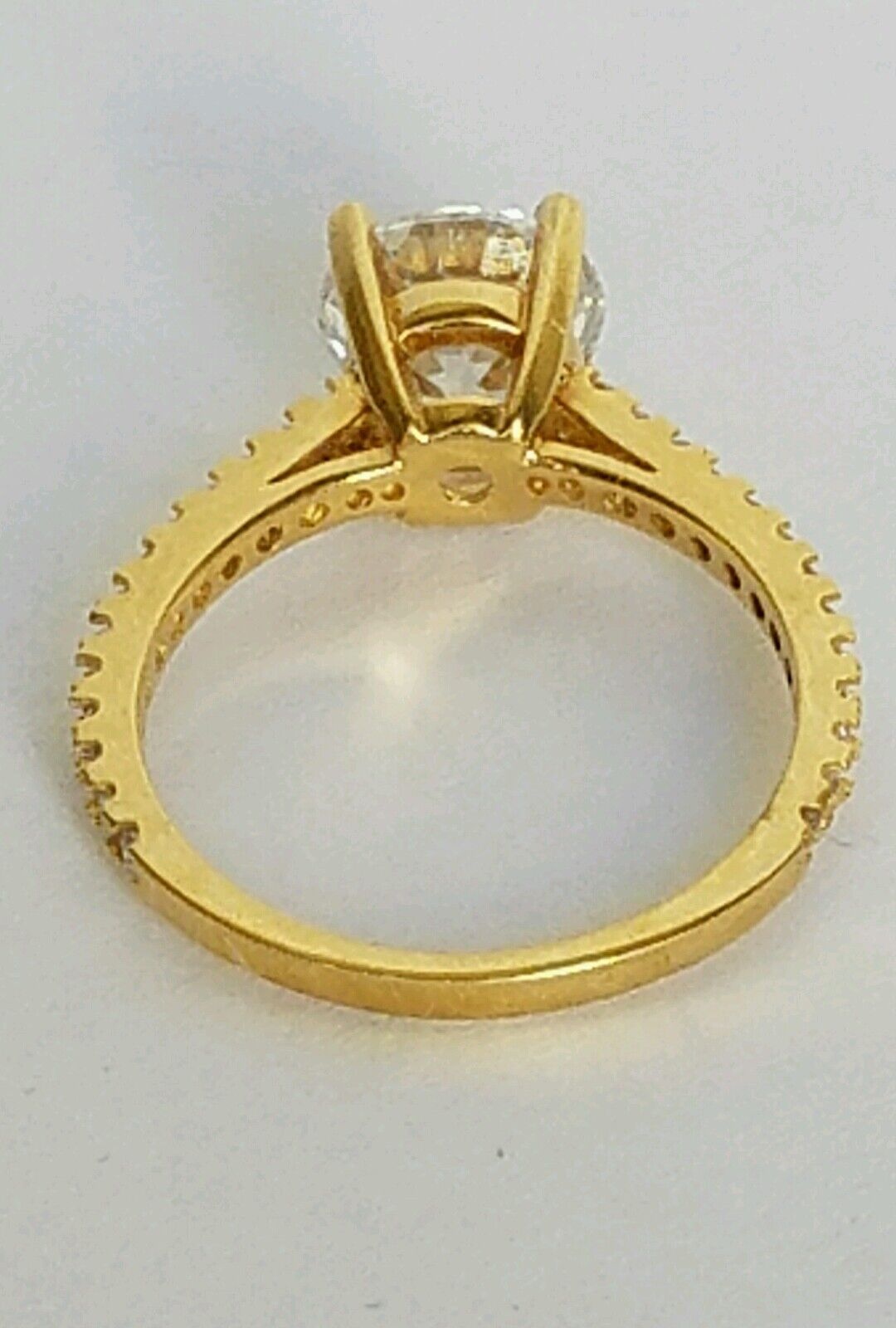5803985