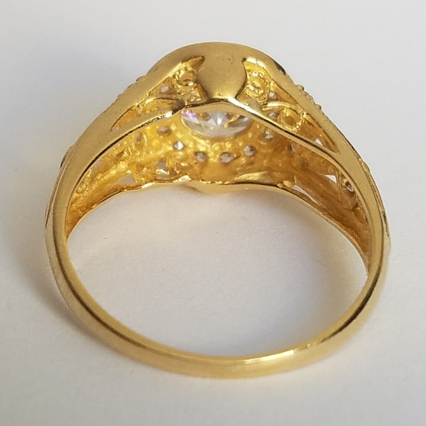 5803901