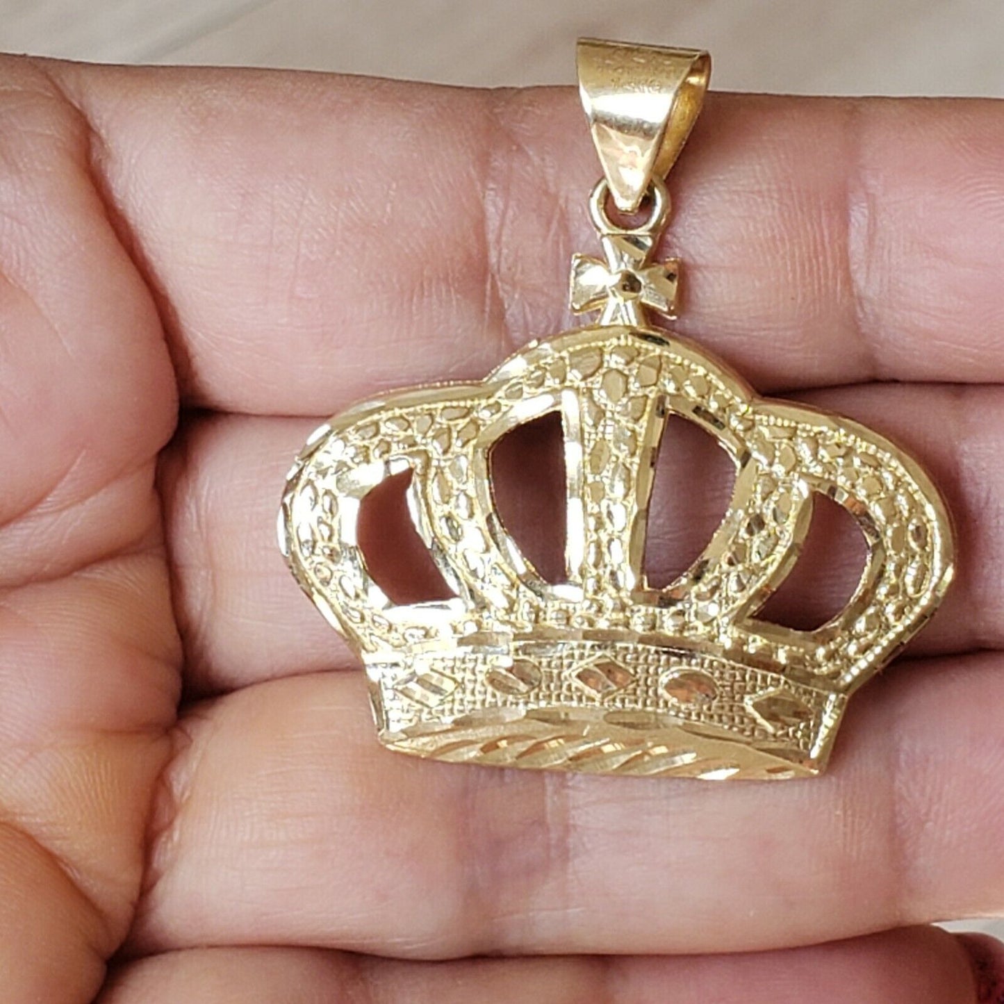 5804672