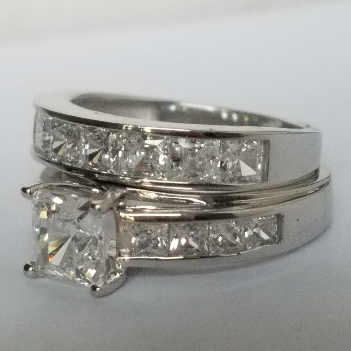 5804604