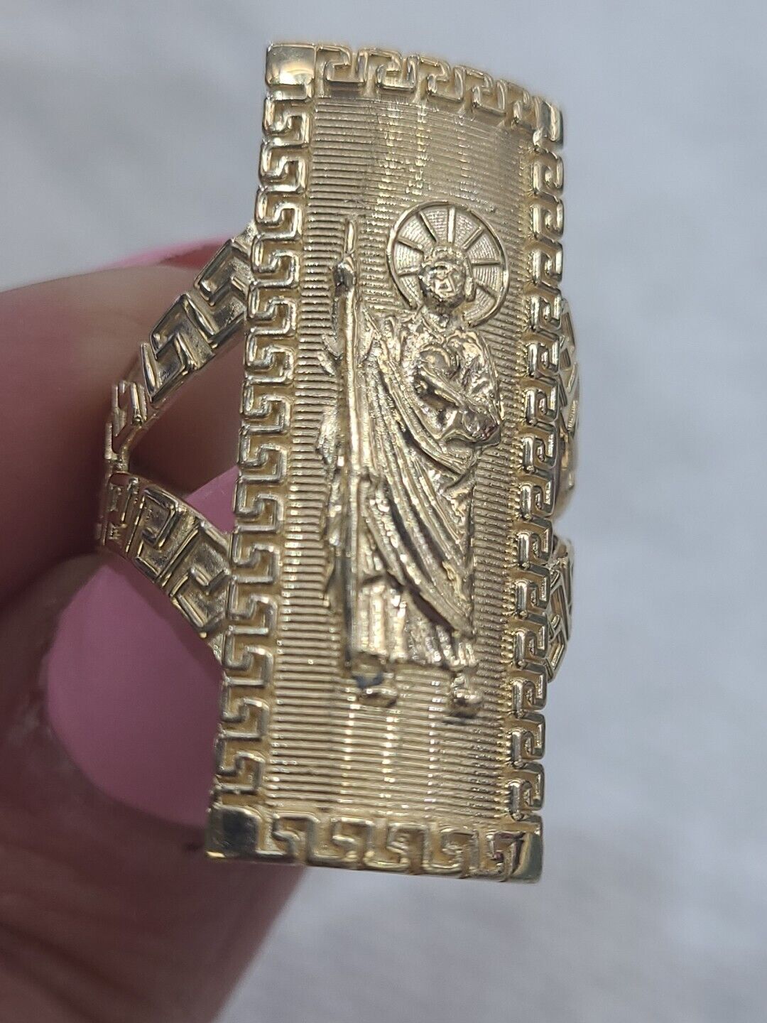 5804710