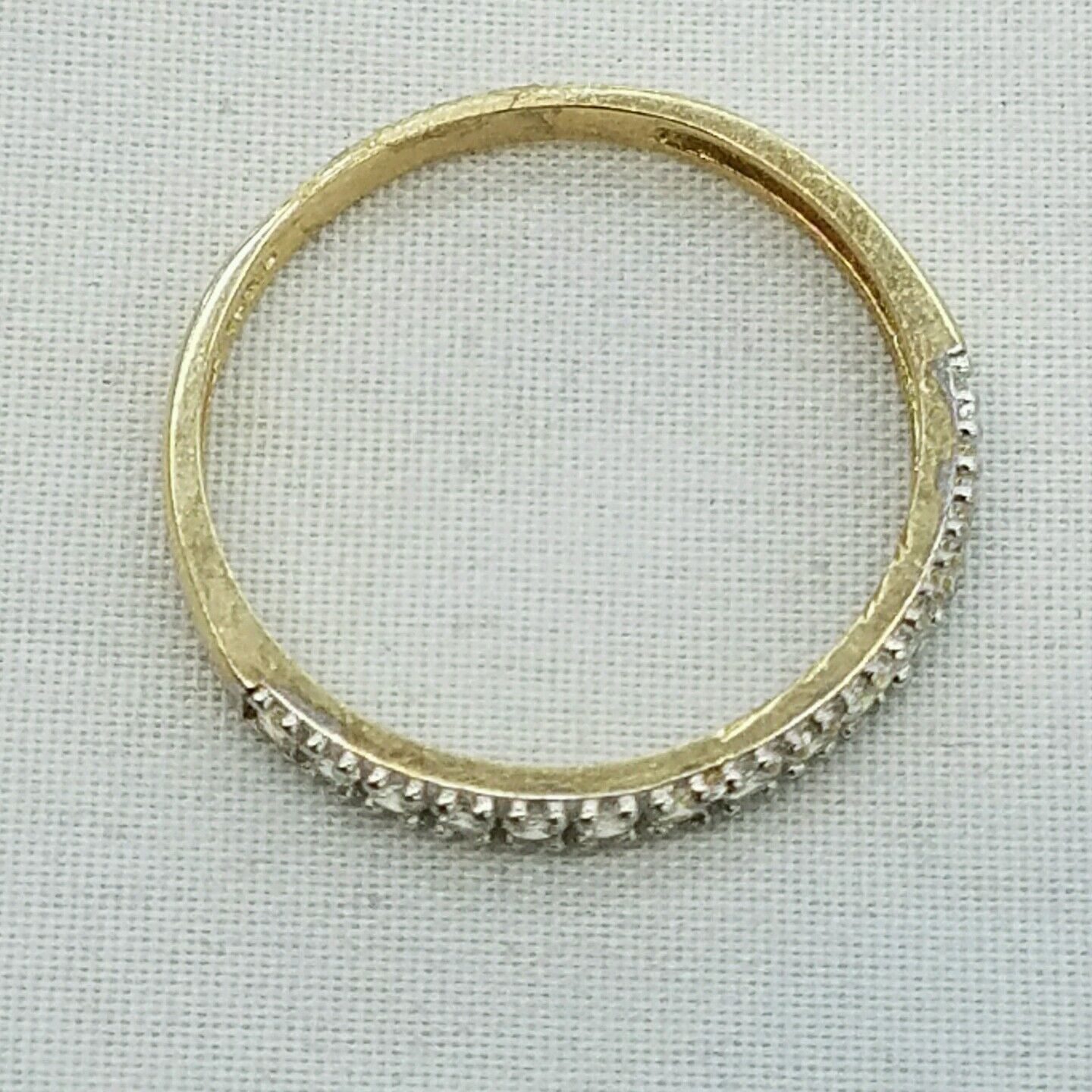 5803779