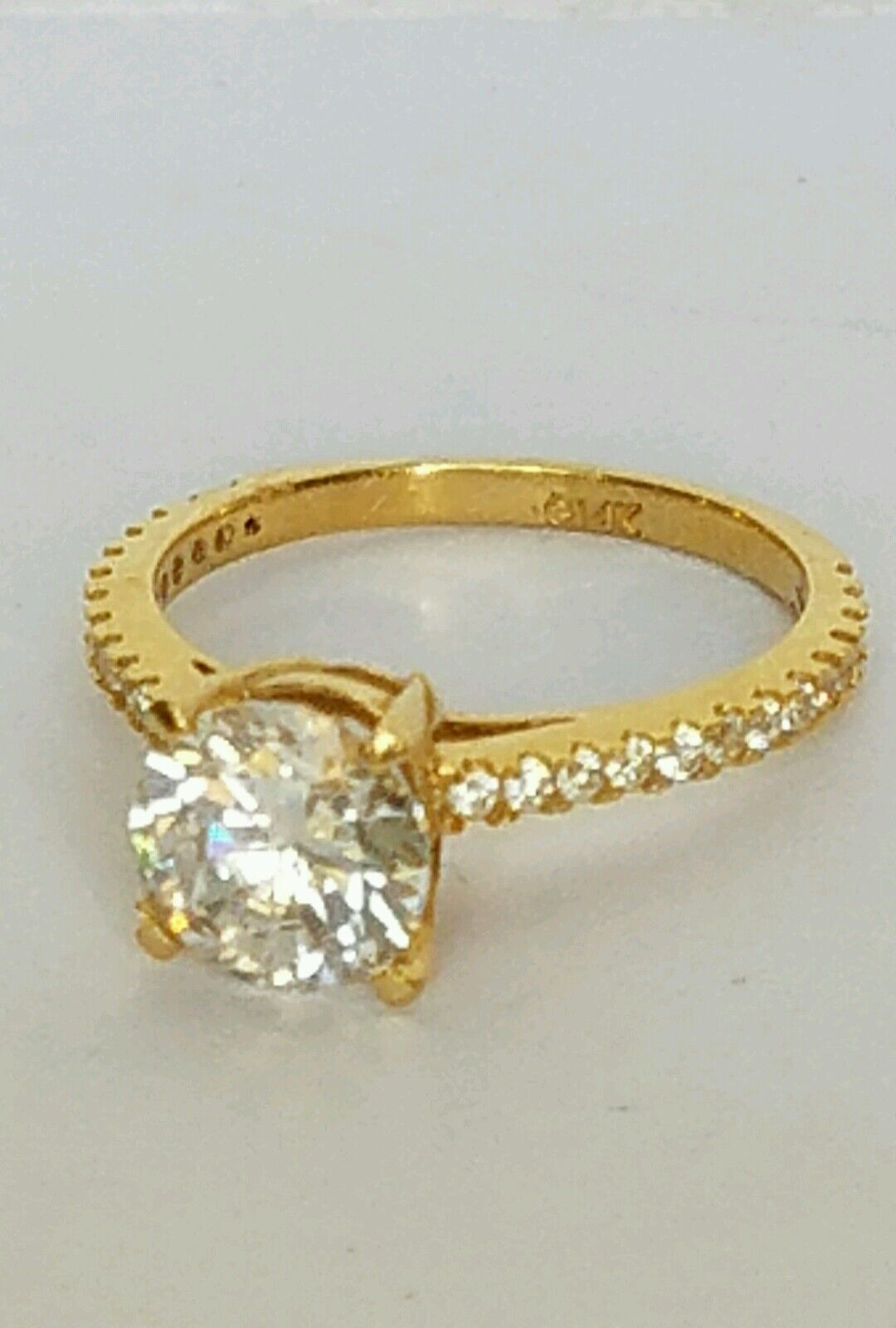 5803985
