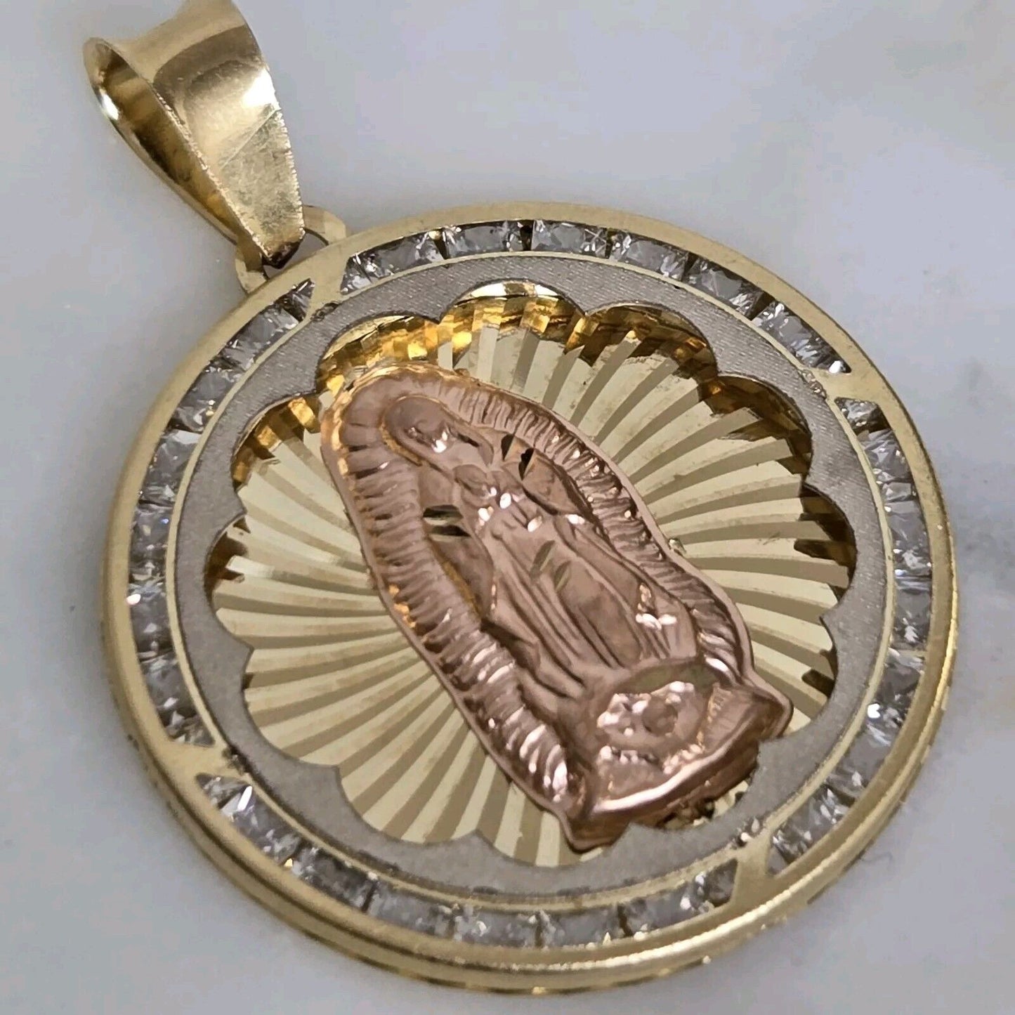 5803827