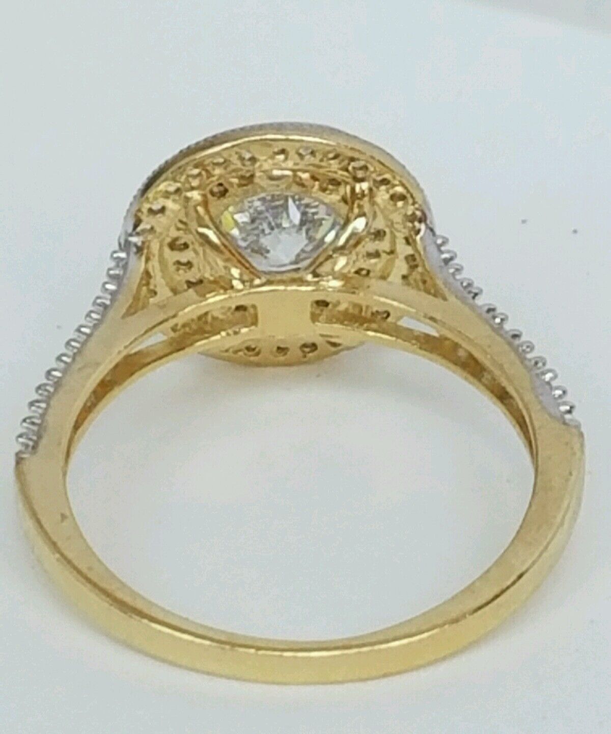5804587