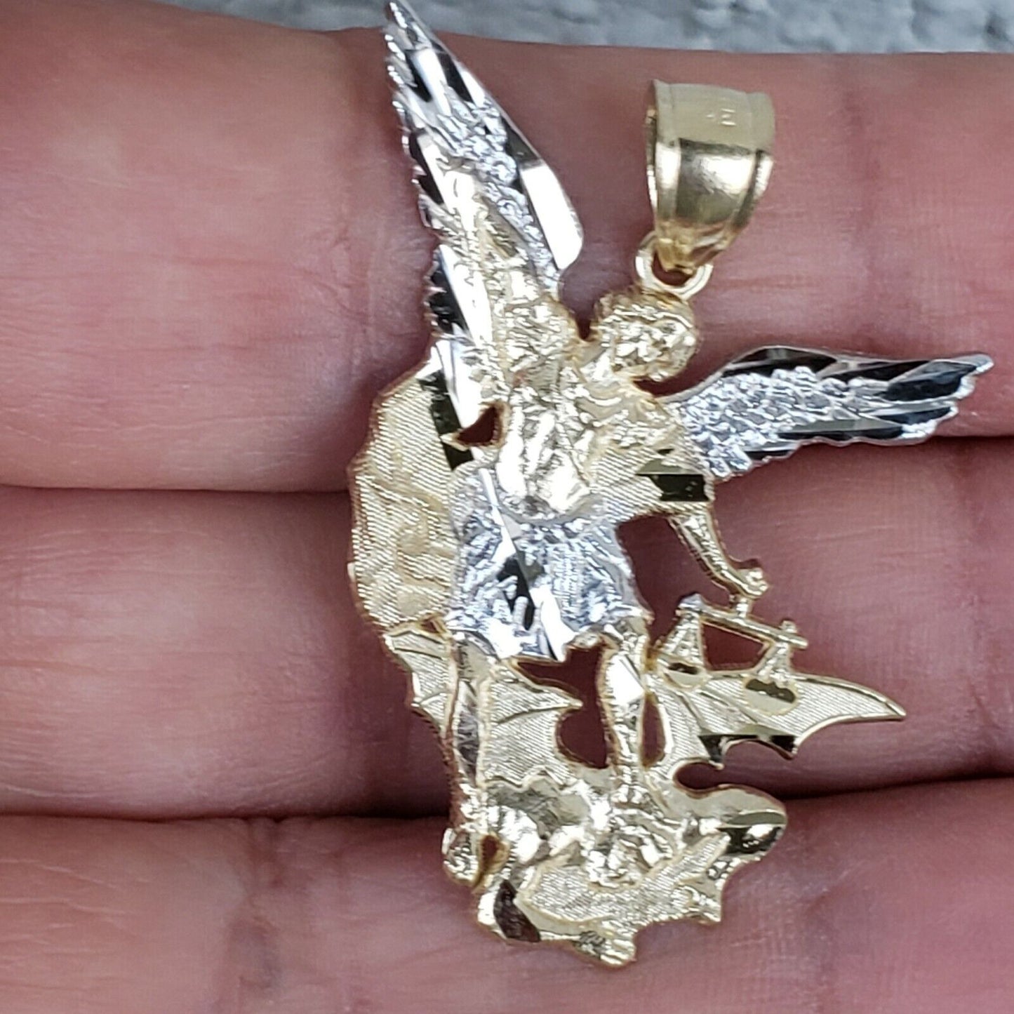 5804680