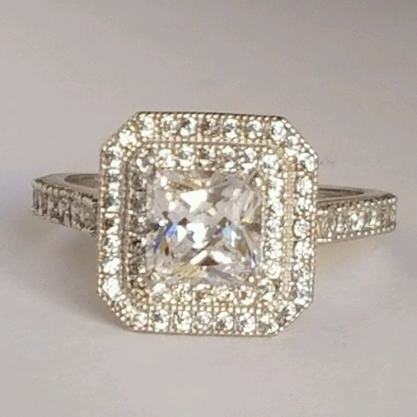 5803771