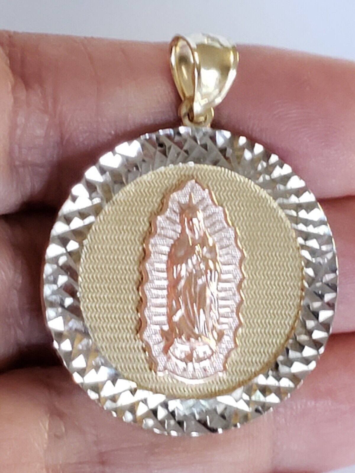 5804388