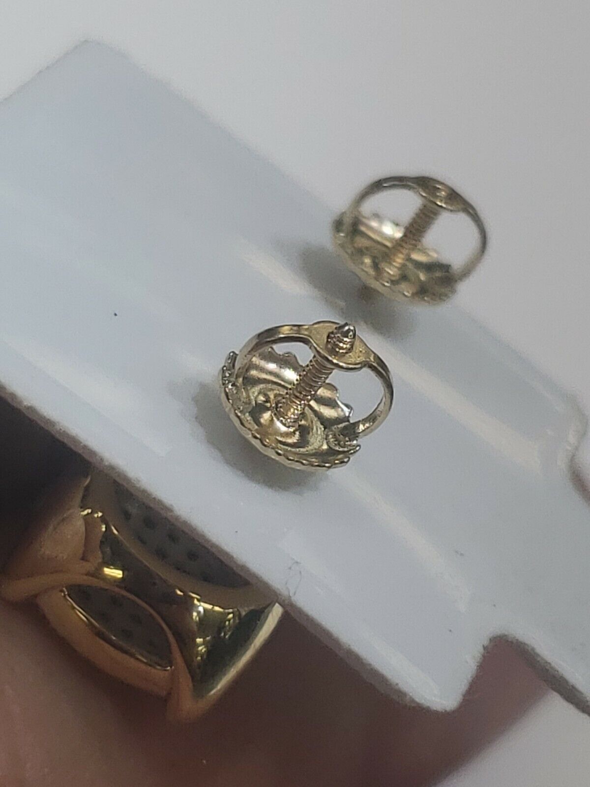 5803739