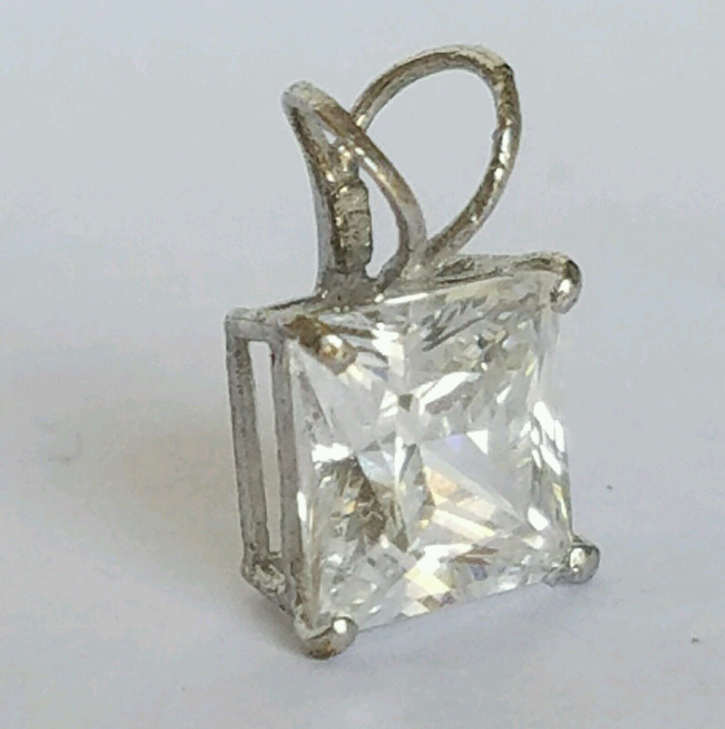 5803315