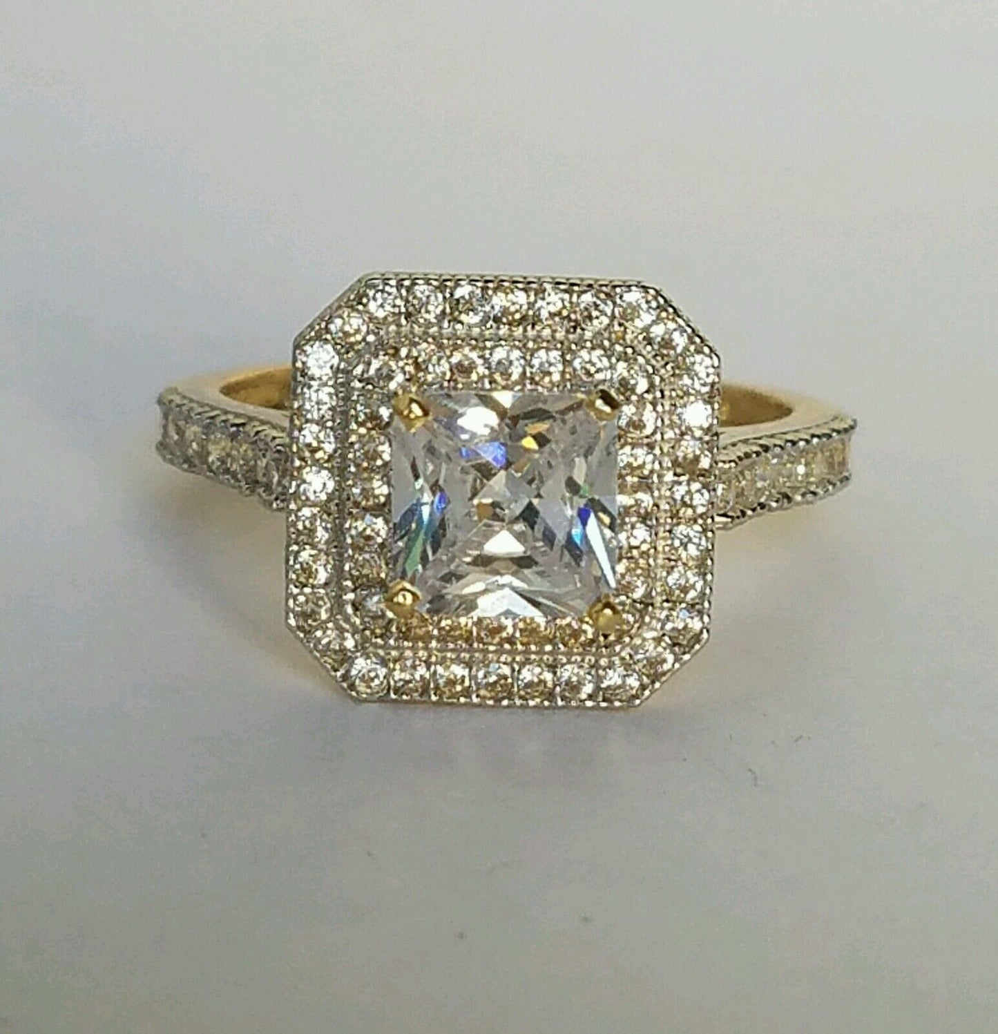 5803891