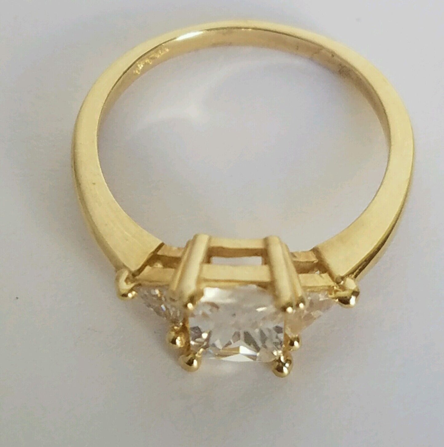 5804598