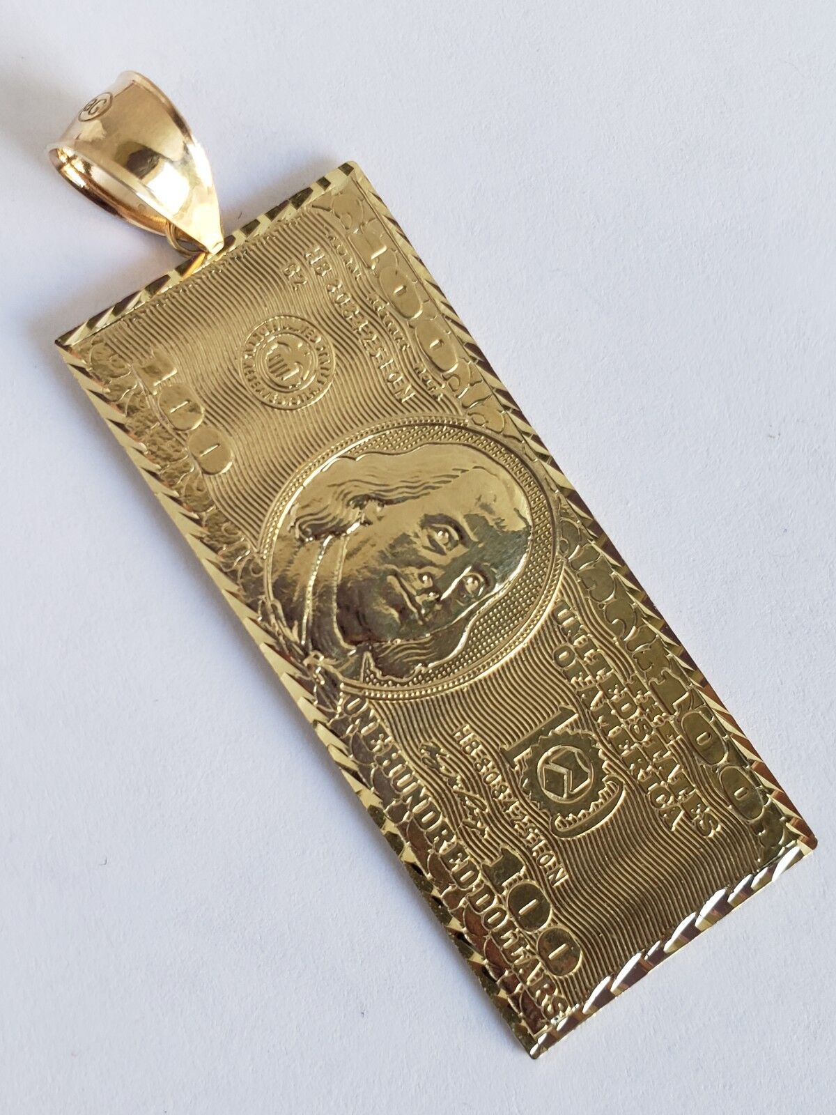 5804425