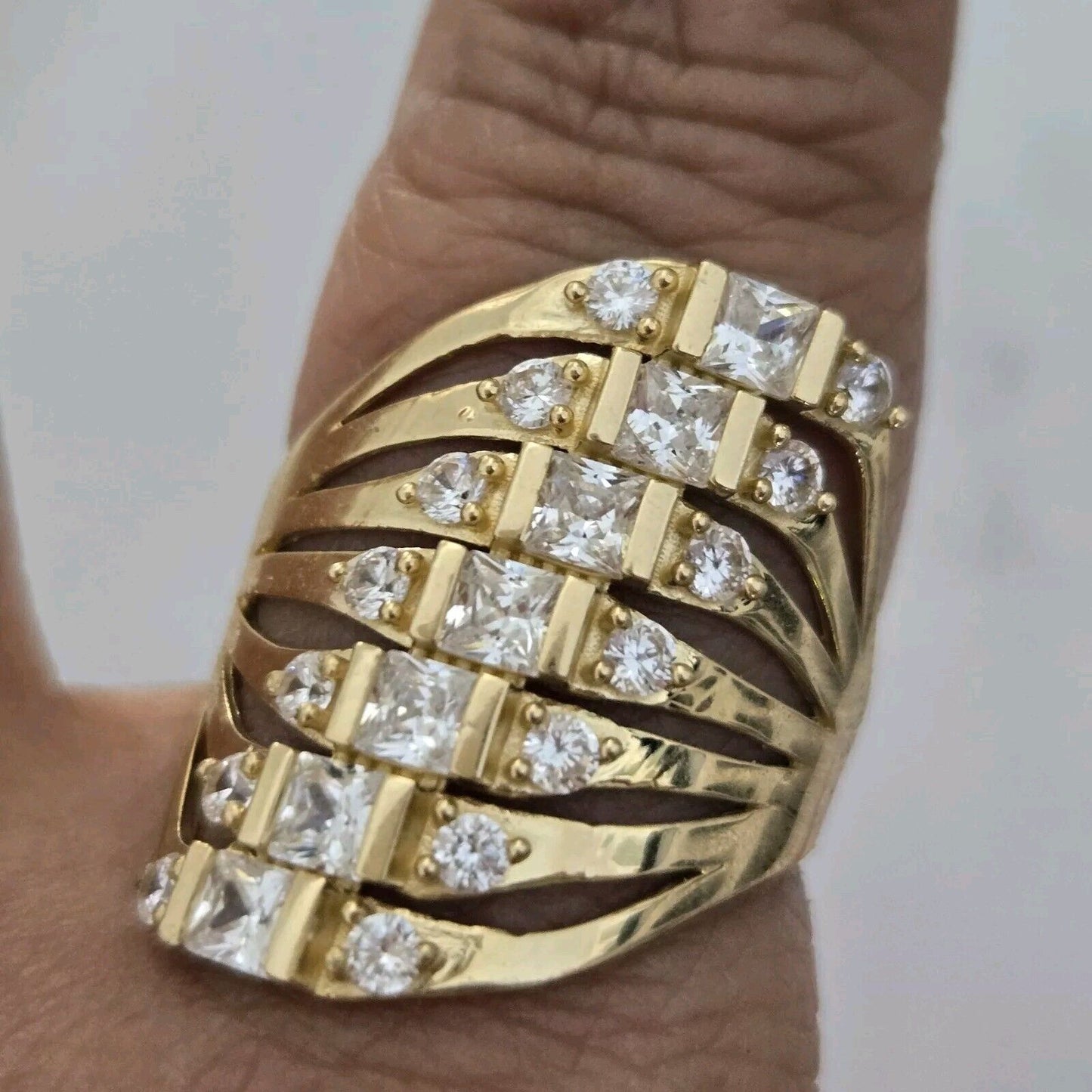 5803448