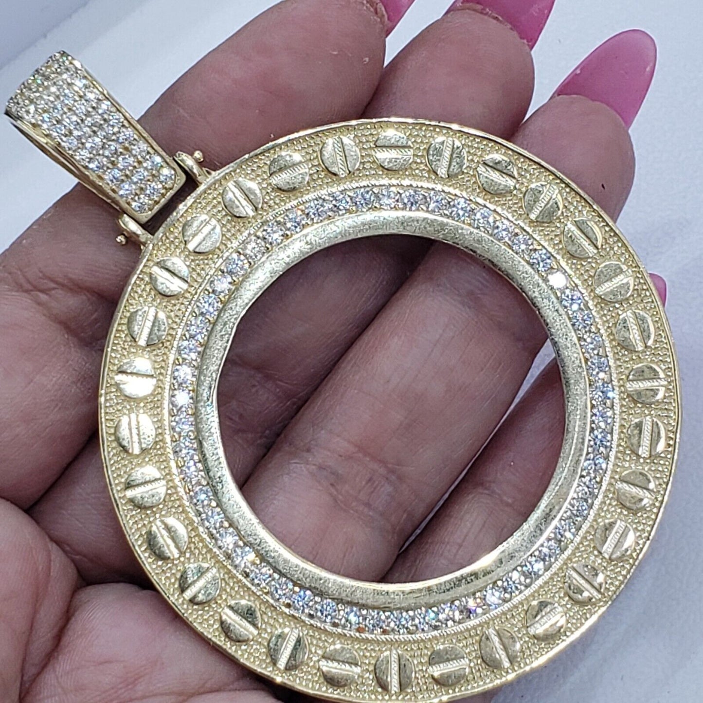 5804496