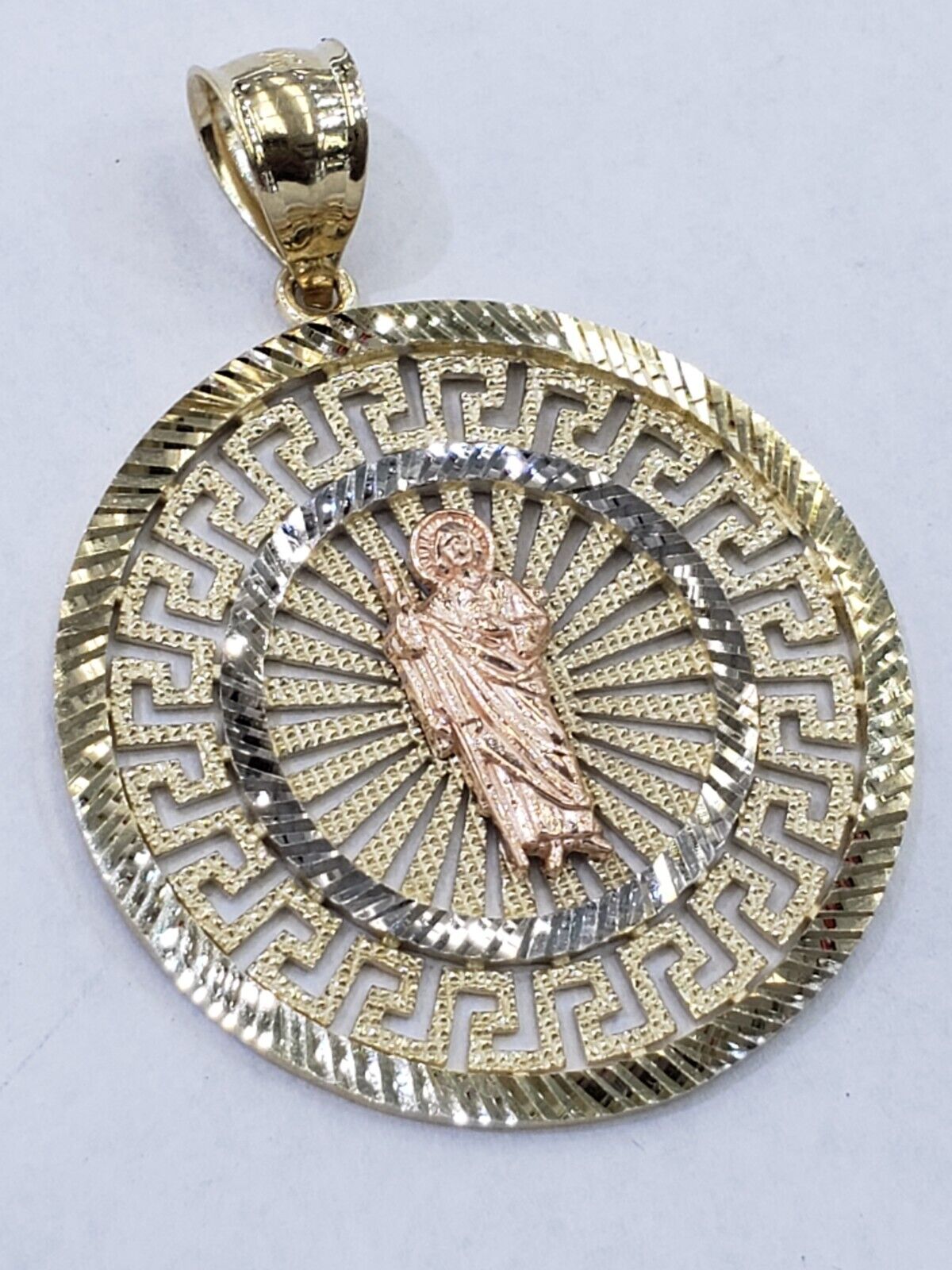5803902