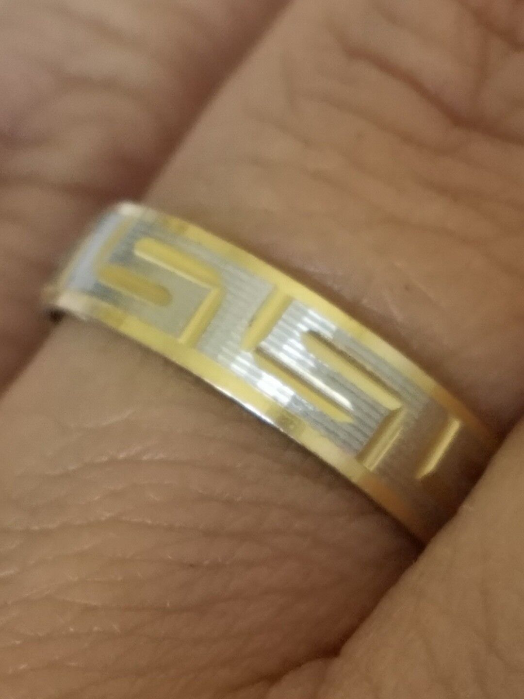 5804796