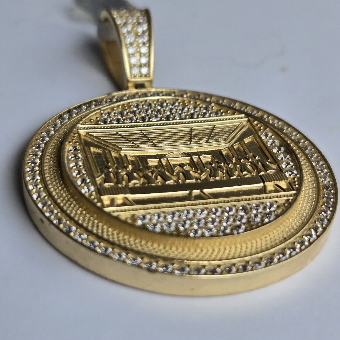 5803895