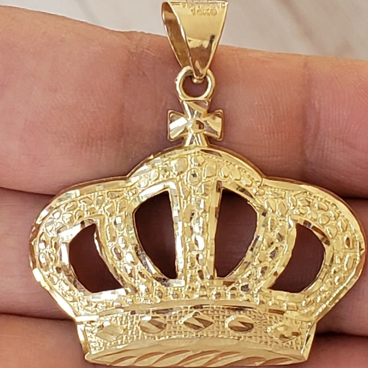 5804672
