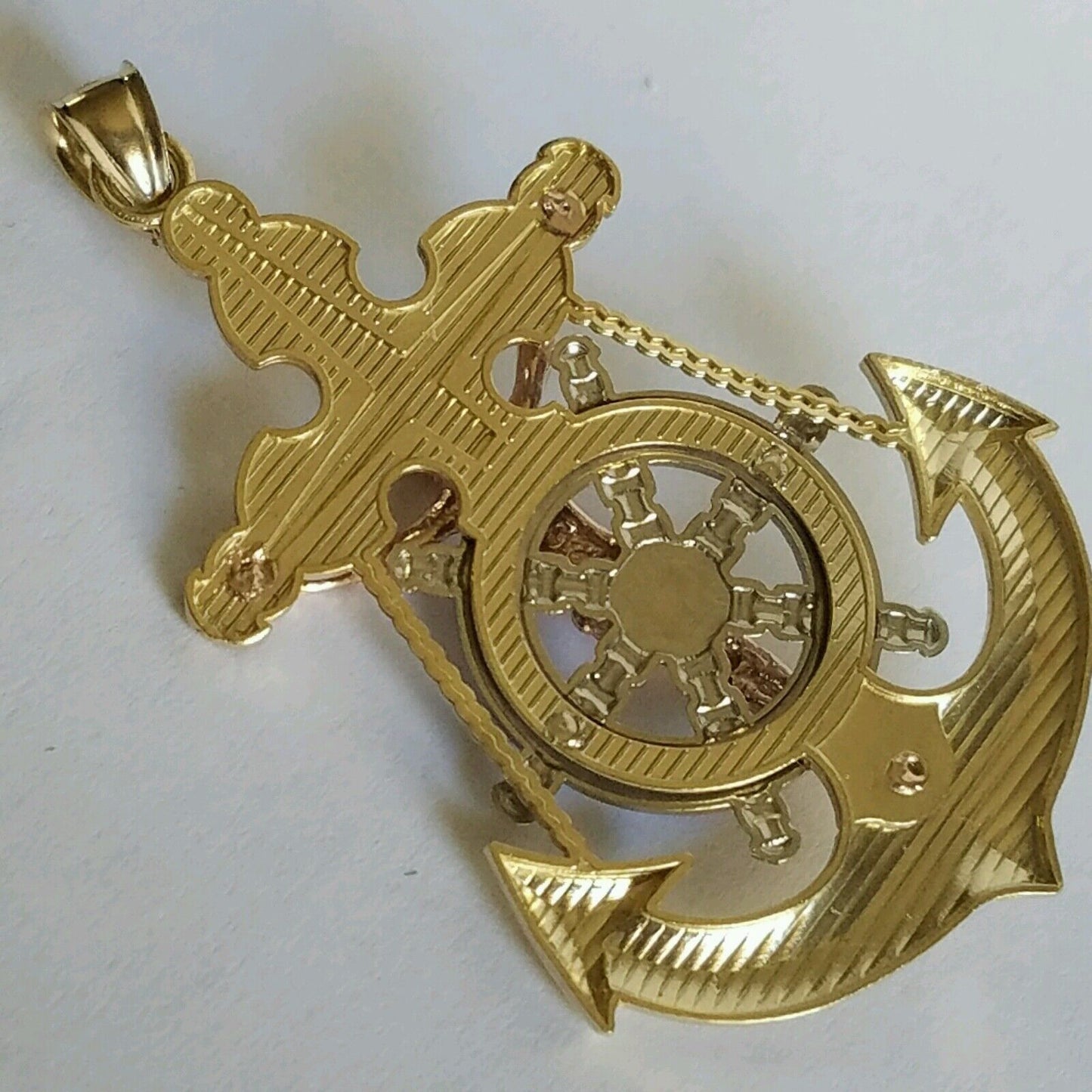 5803772