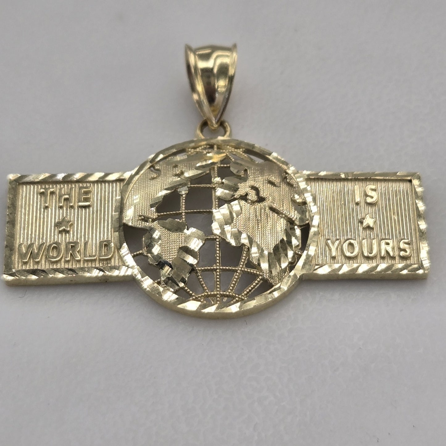 8163751