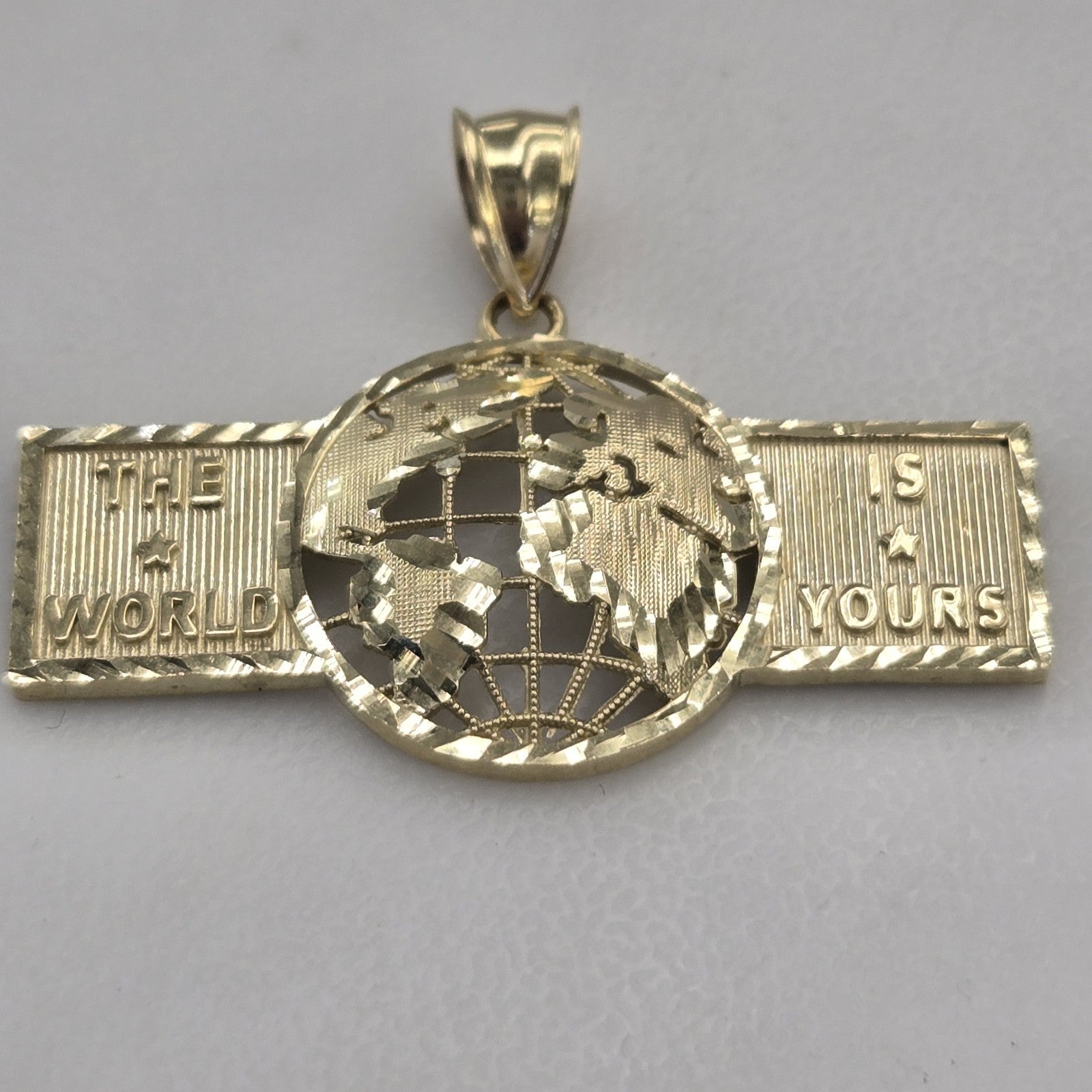 8163751