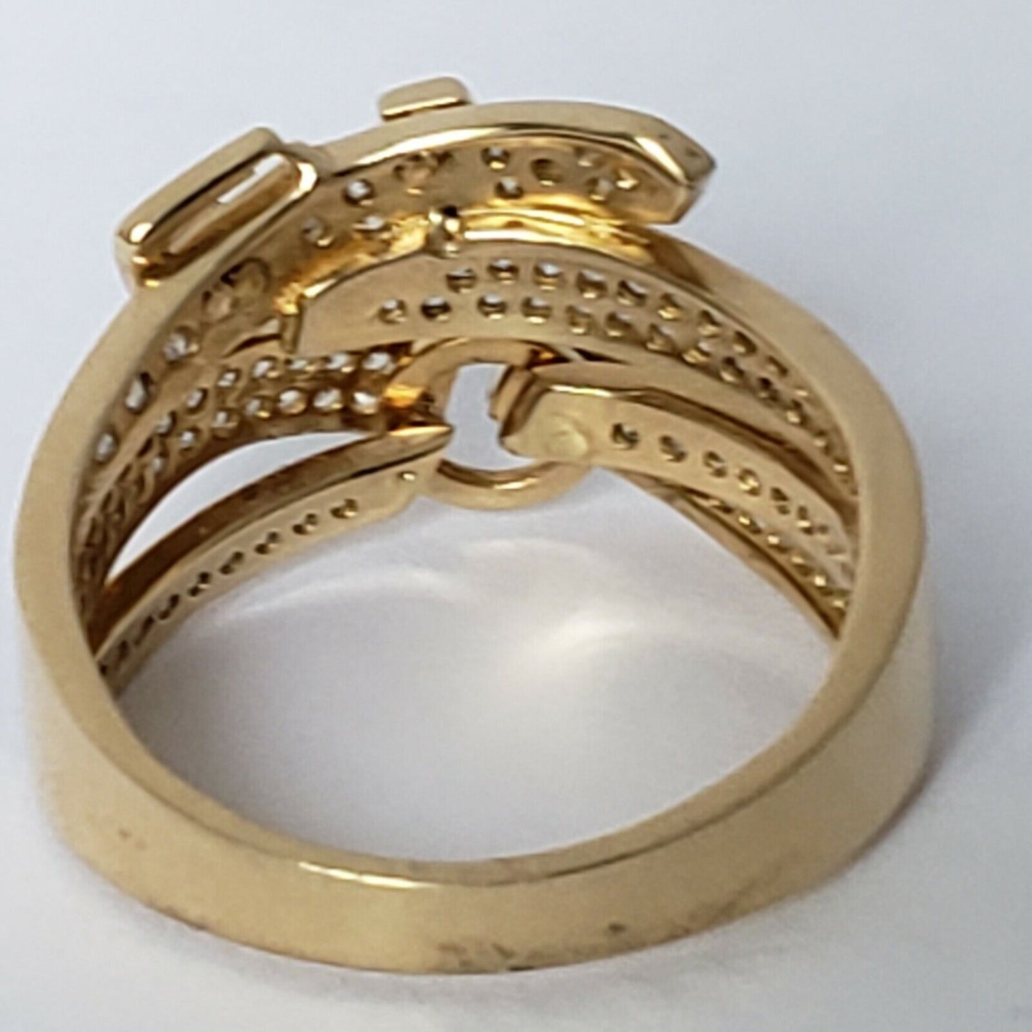 6570359