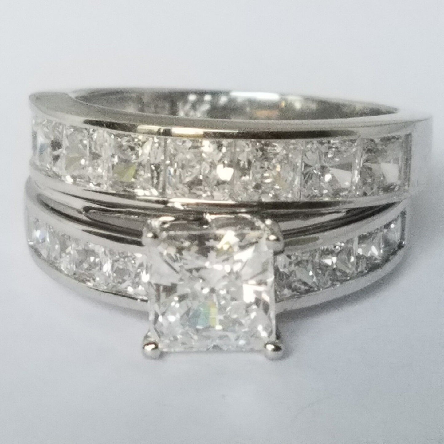 5804604