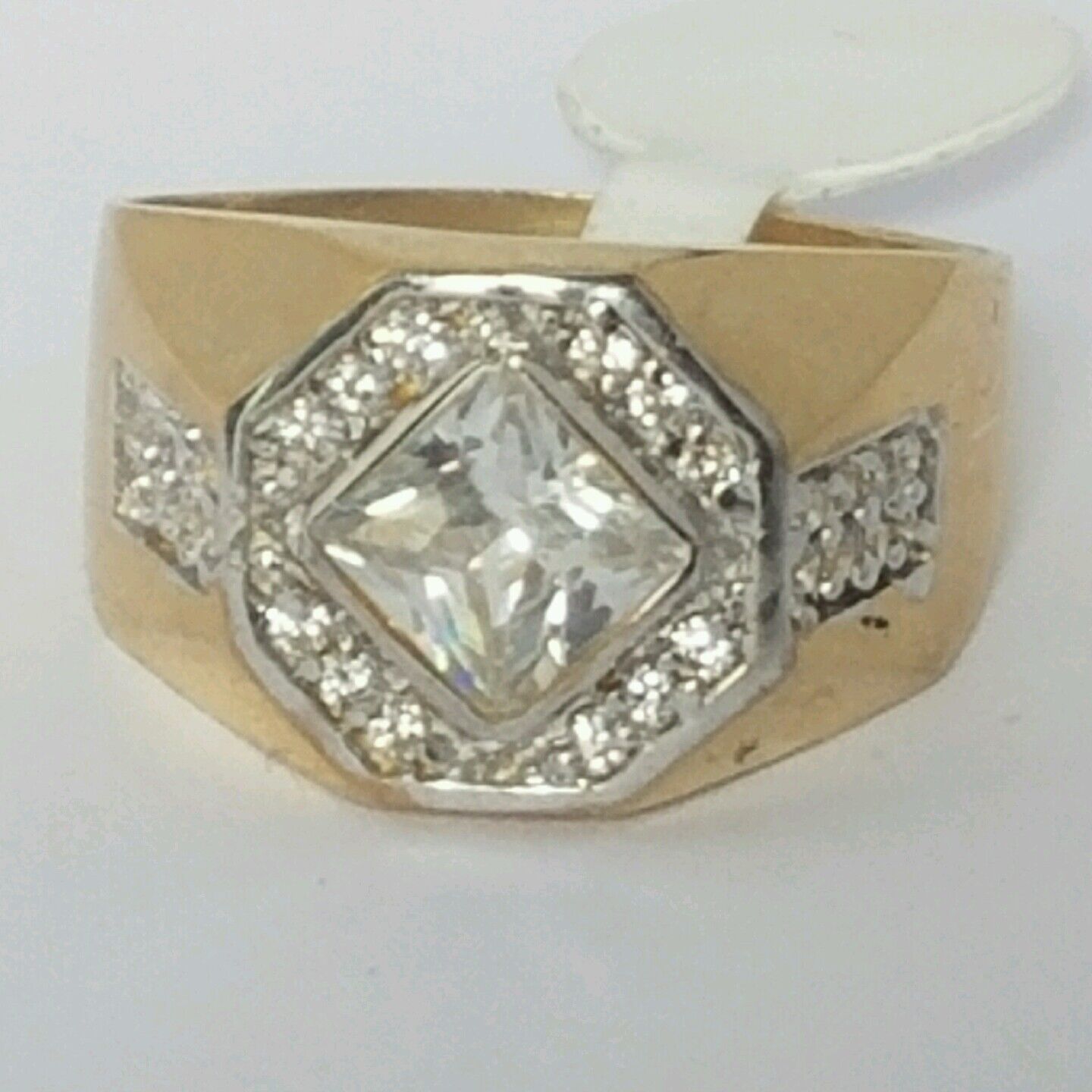 5804593