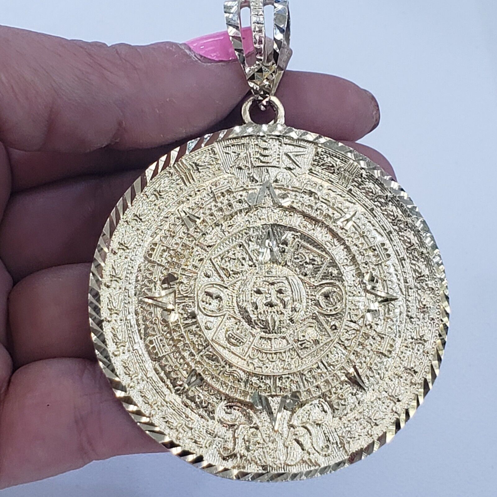 5803370