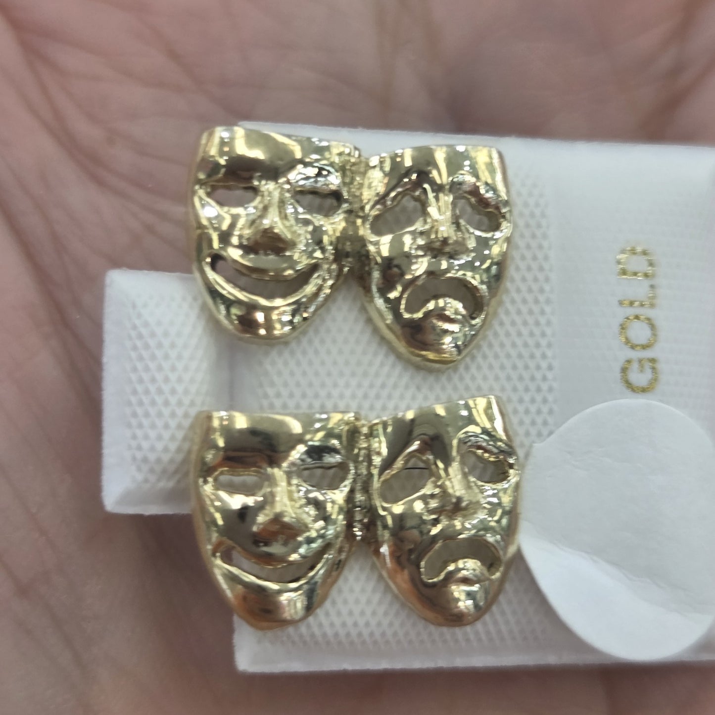8665484