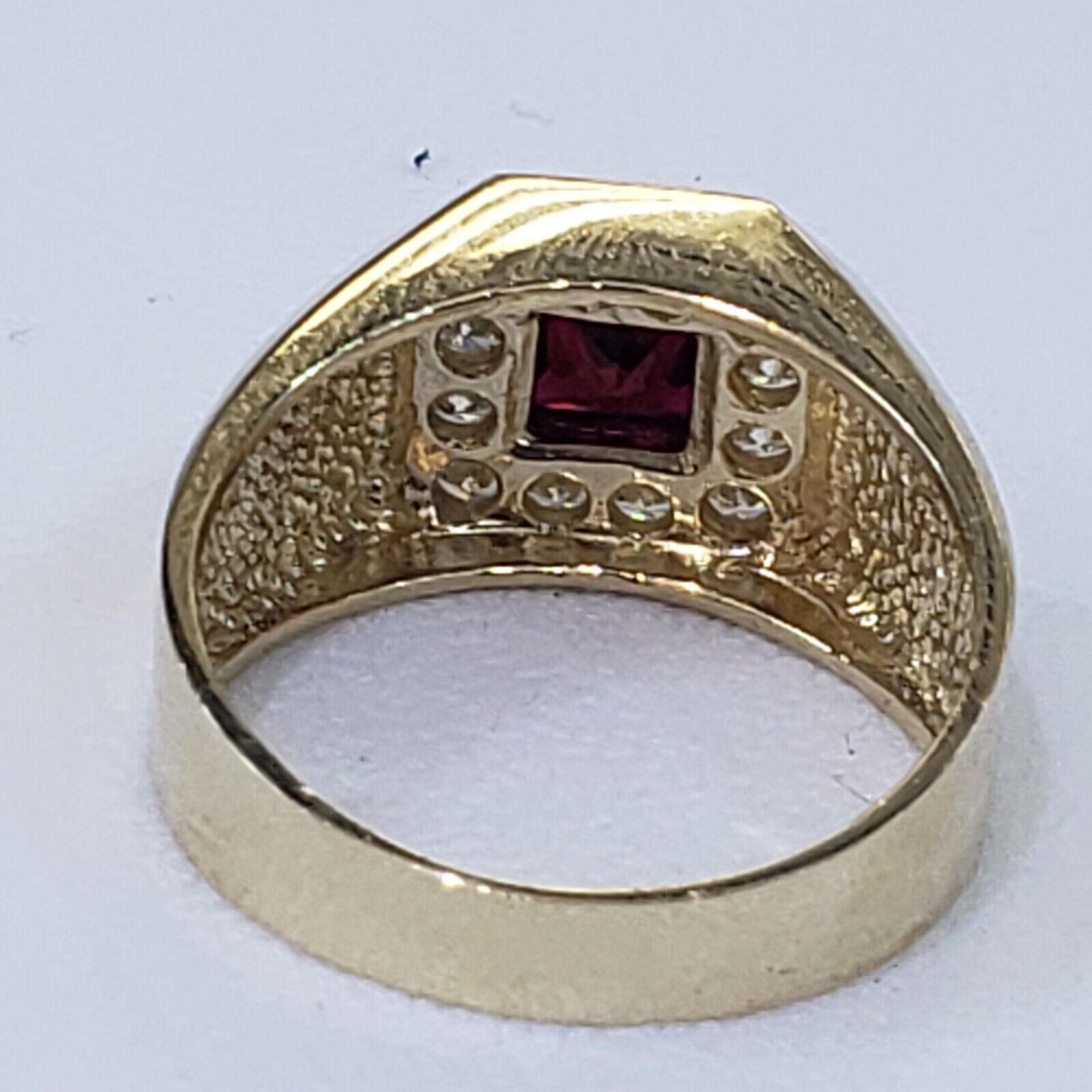 5804625