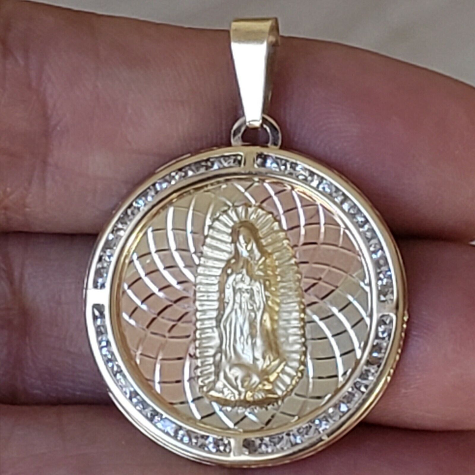 5804751