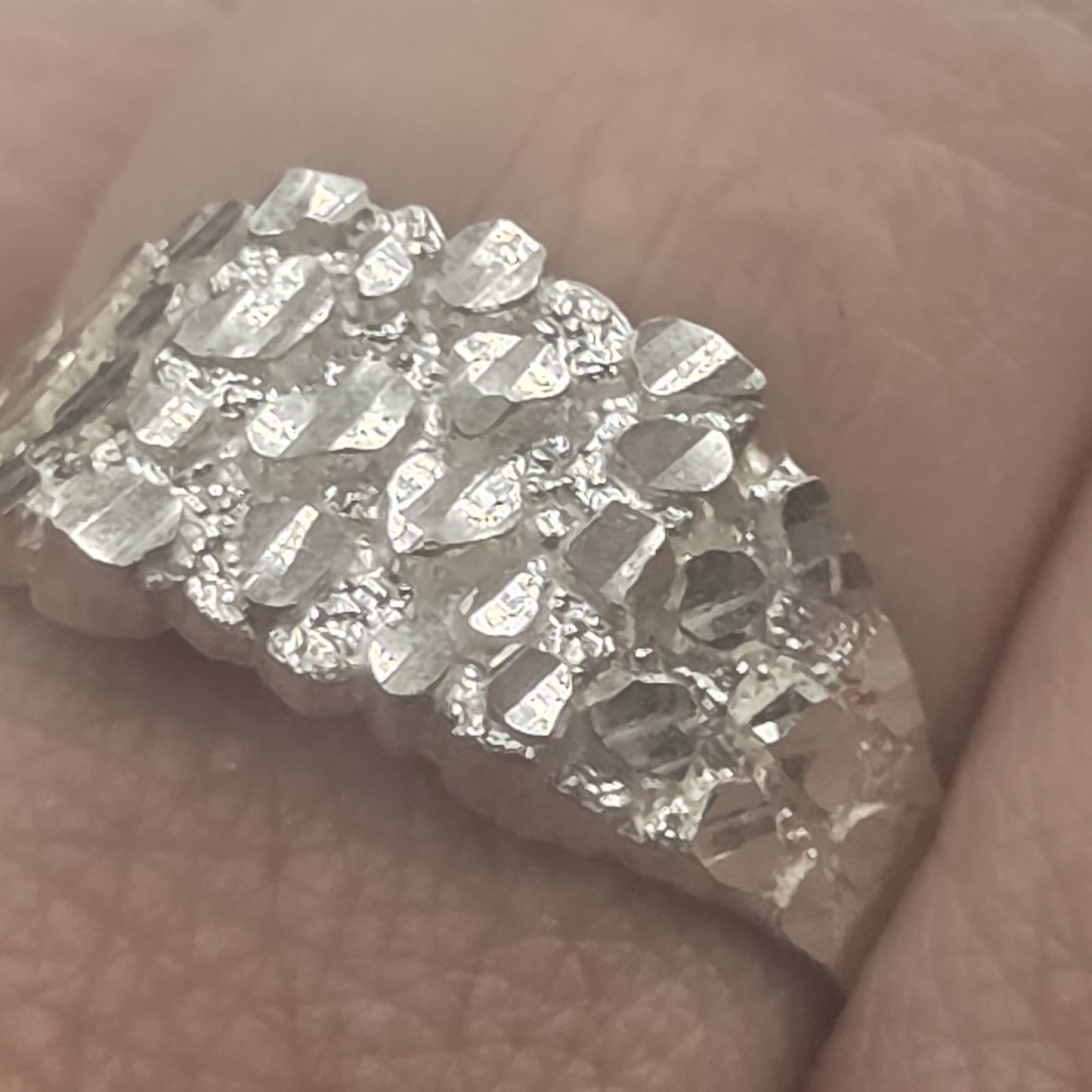 8680033