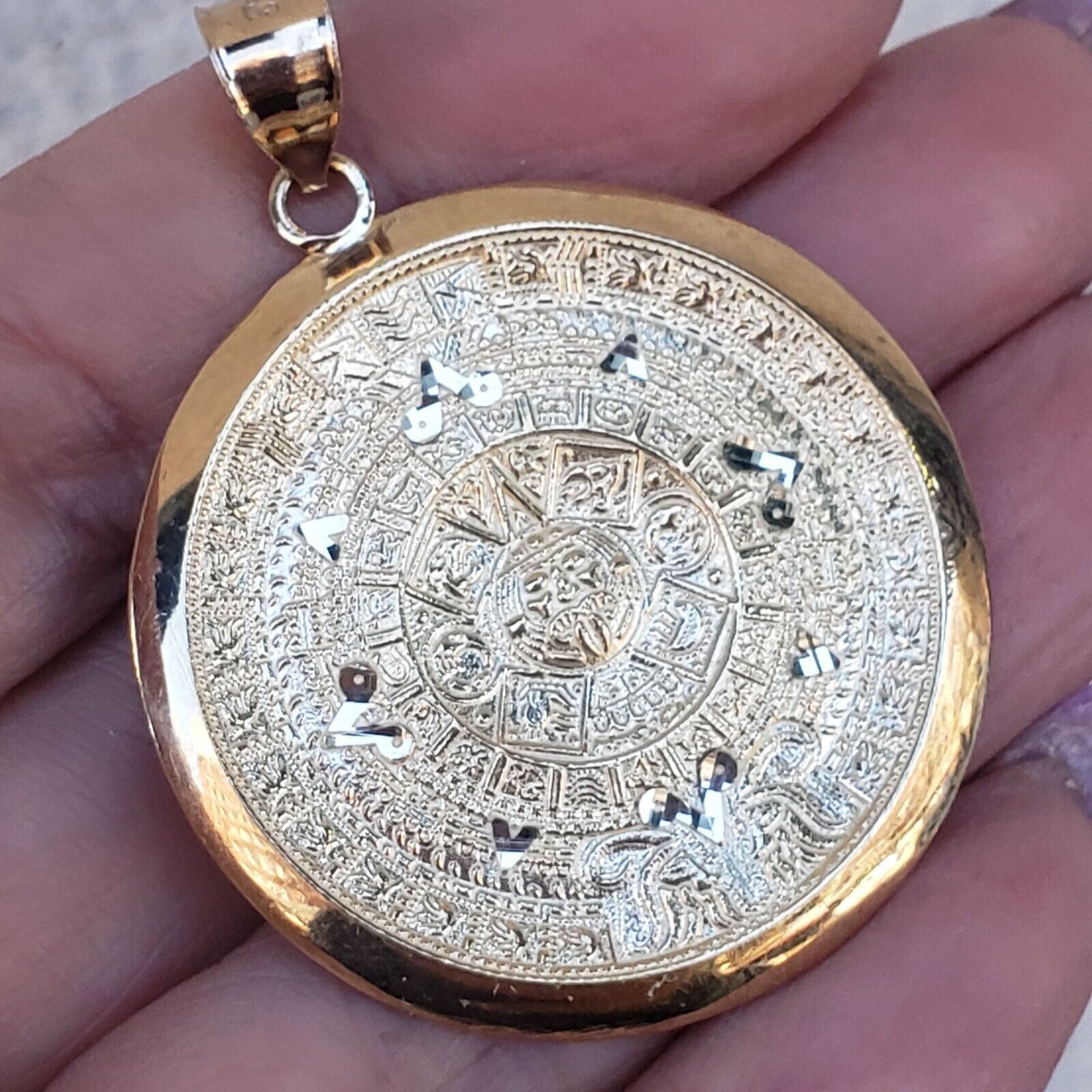 5804721
