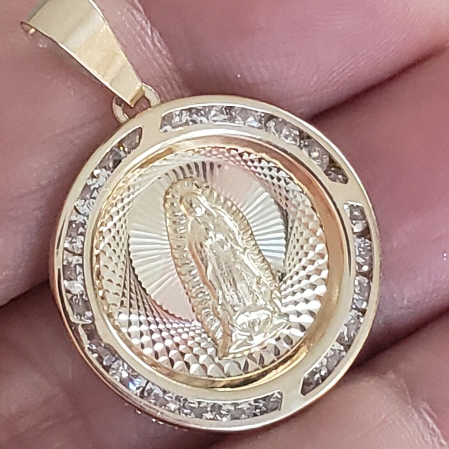 5803306