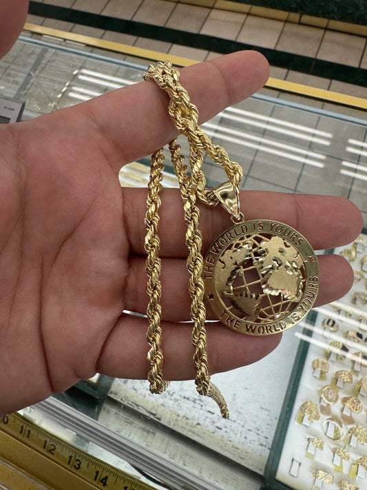 10k 5mm 26 inches Rope Chain + 10k World Is Yours Pendant Set